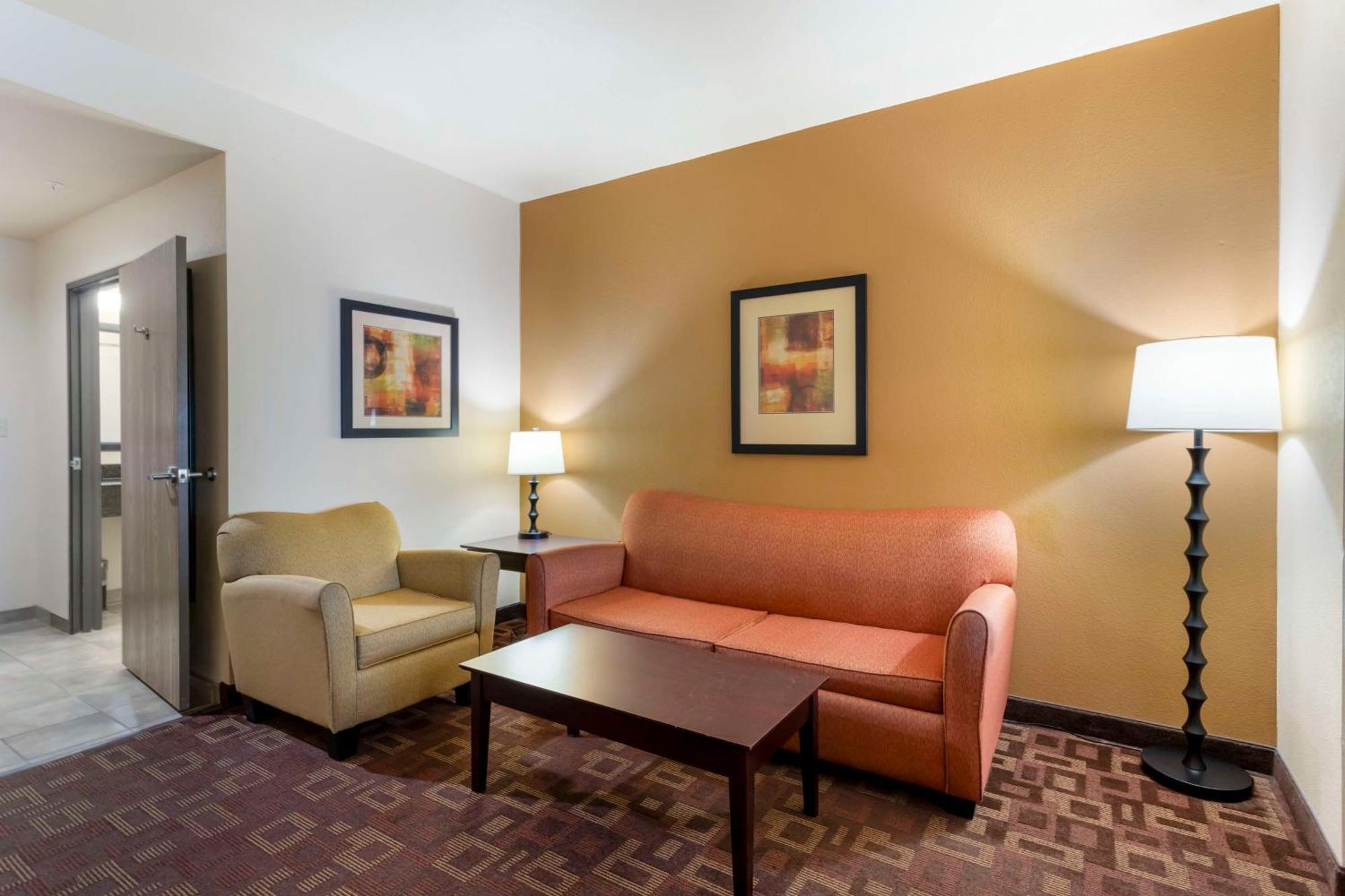 Best Western Plus Goliad Inn & Suites Exteriér fotografie