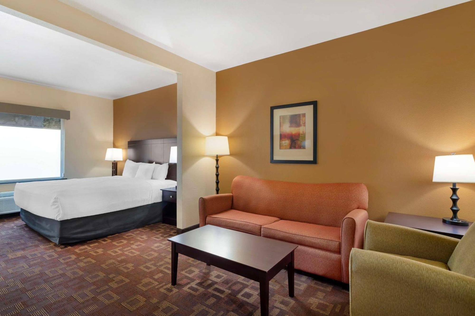 Best Western Plus Goliad Inn & Suites Exteriér fotografie